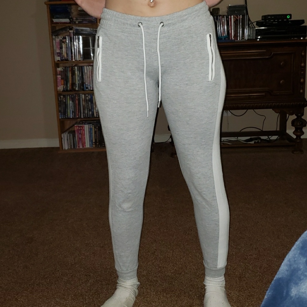 Juniors sweat pants